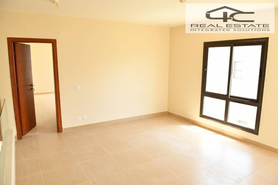 12 WhatsApp Image 2025-12-23 at 3.29. 39 PM (3). jpeg