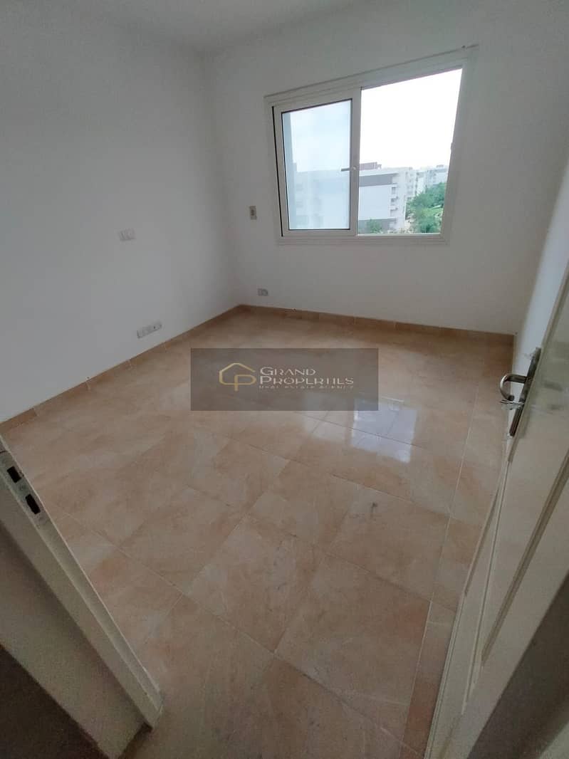 12 fc22f02c-ec54-4d35-abc9-84b9532517b1. jpg