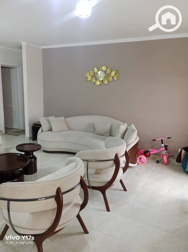 2 97e504da-e91a-4c08-8bde-27a5bd1ea7b4. jpeg