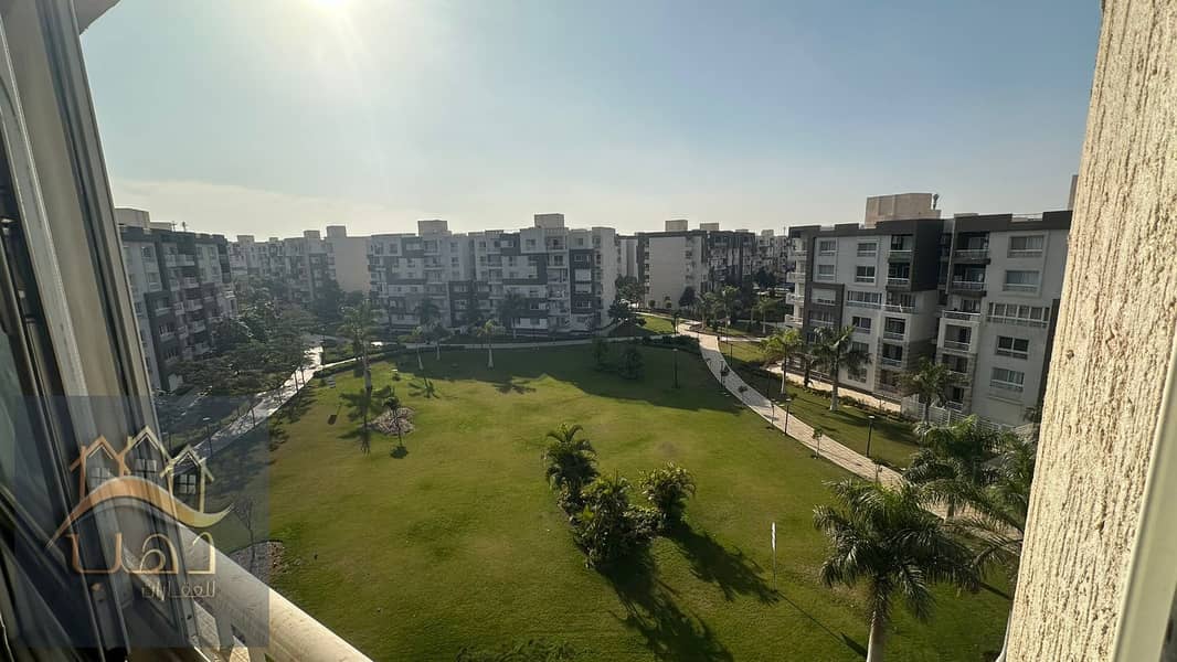 2 f7c08d9a-d8ad-409c-9790-52c4ccf3ffc9. jpg