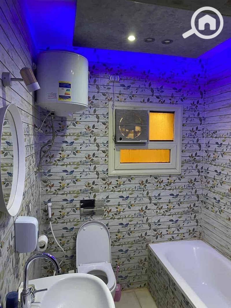 8 61fe6742-024c-4d67-977c-31375dabef62. jpg