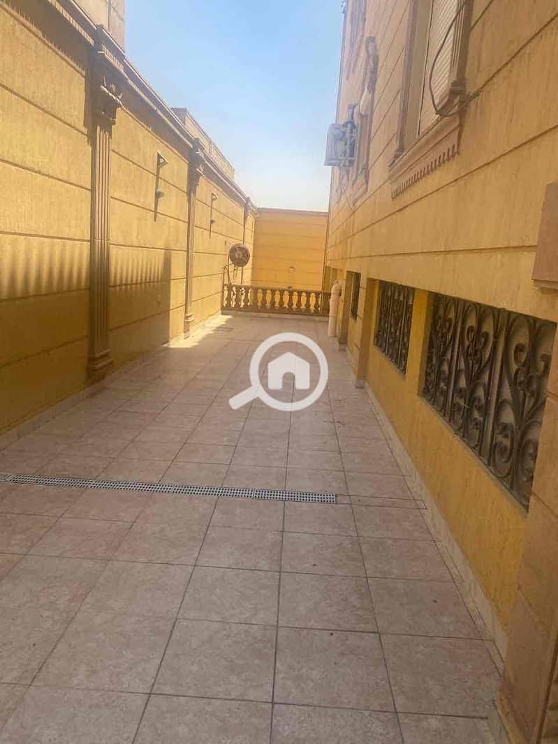 17 1941caad-7bf6-433f-b05d-444a1b64fed1. jpg