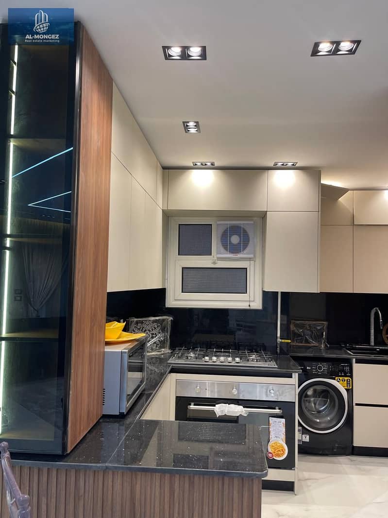 11 9e4e9fe3-9e0f-4408-aa4e-dd741401cdb4. jpg