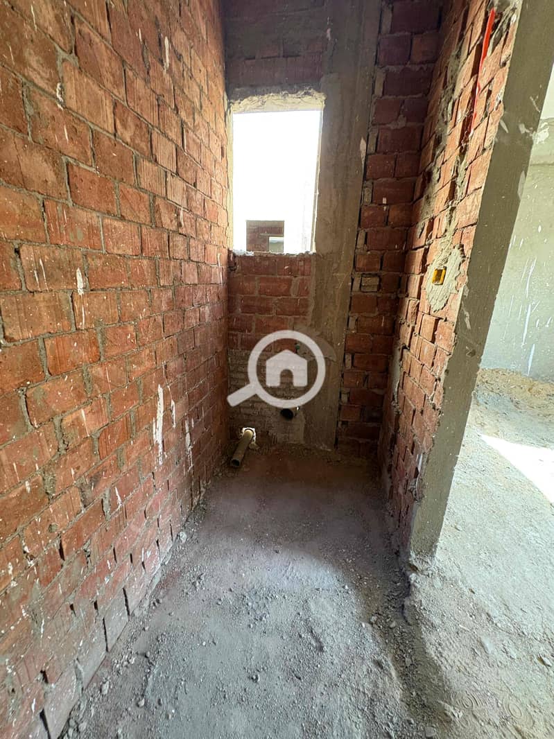 9 eefec4d5-e246-4800-87ac-337c412cd0c7. jpg