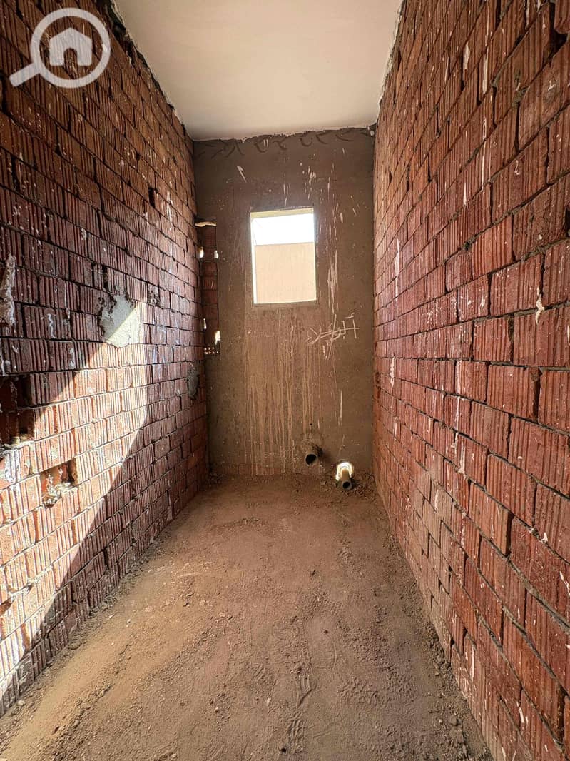 11 f2b51aae-dbdd-4262-ba1c-051c9ad0f1f2. jpg