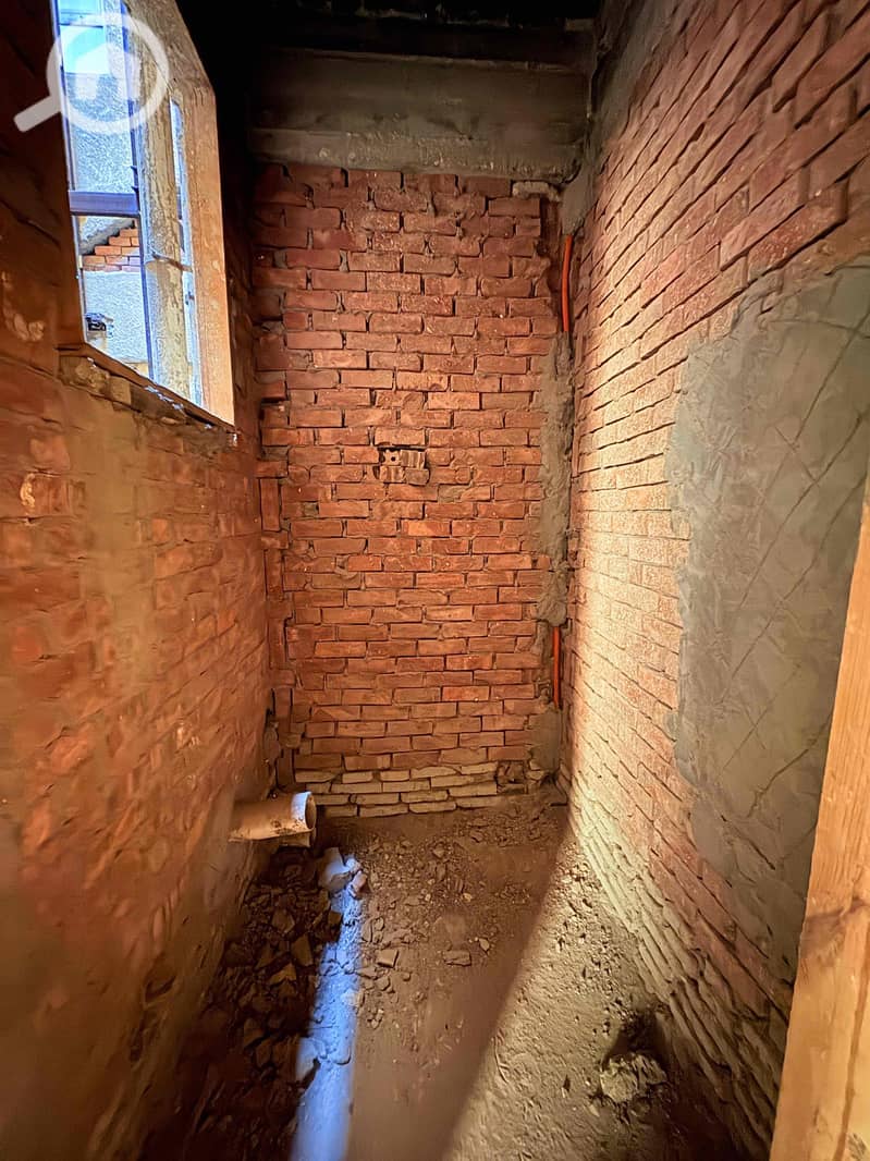 5 77934ed1-1c46-4173-9114-da97531854aa. jpg