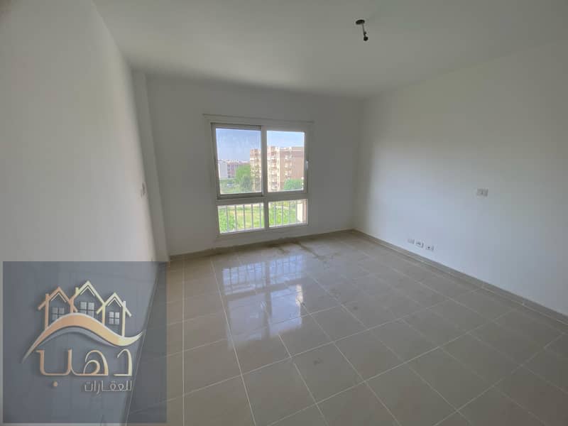 15 30f7c88f-c924-4e8b-b41b-7763e7cc491b. jpg