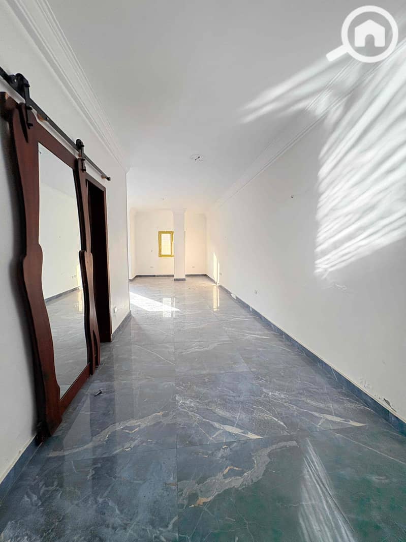 4 07713658-fb47-4174-98b1-6cc577c7d355. jpg