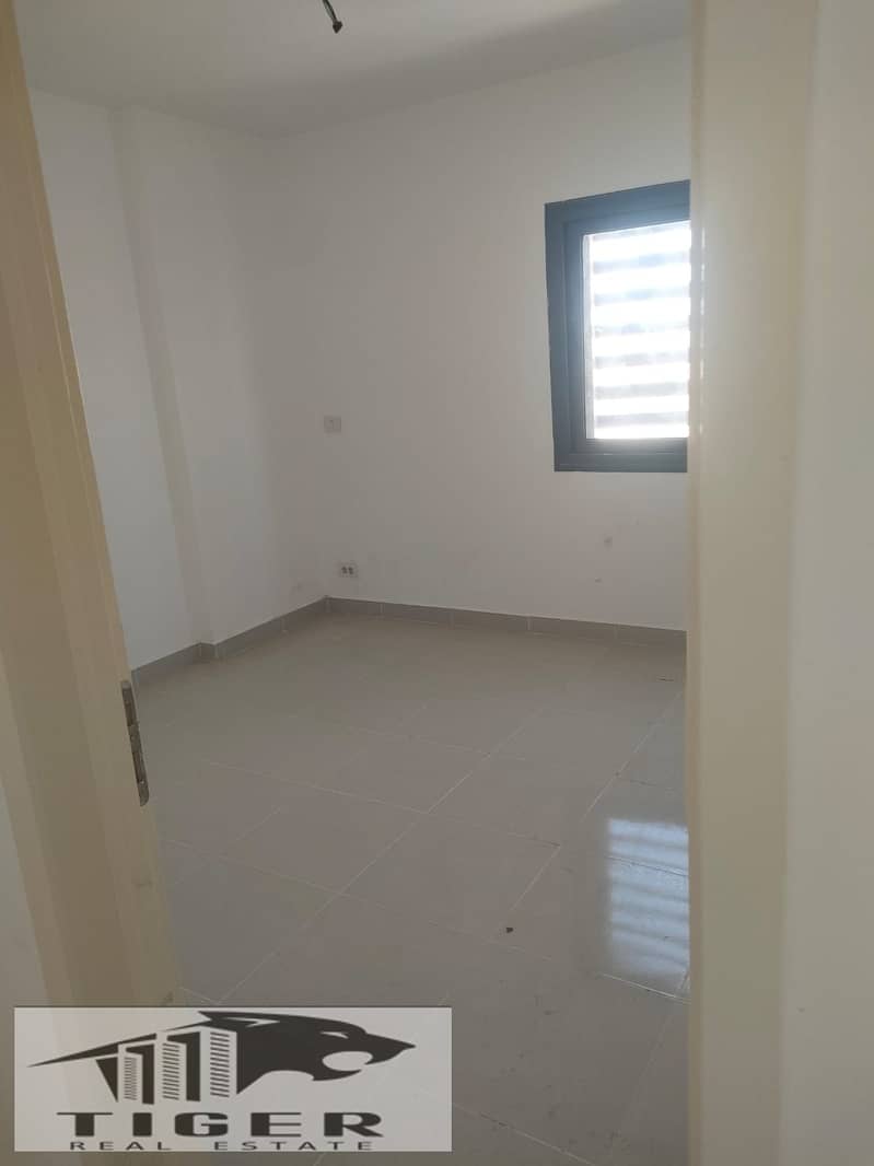 4 WhatsApp Image 2025-12-08 at 12.15. 43 PM (1). jpeg