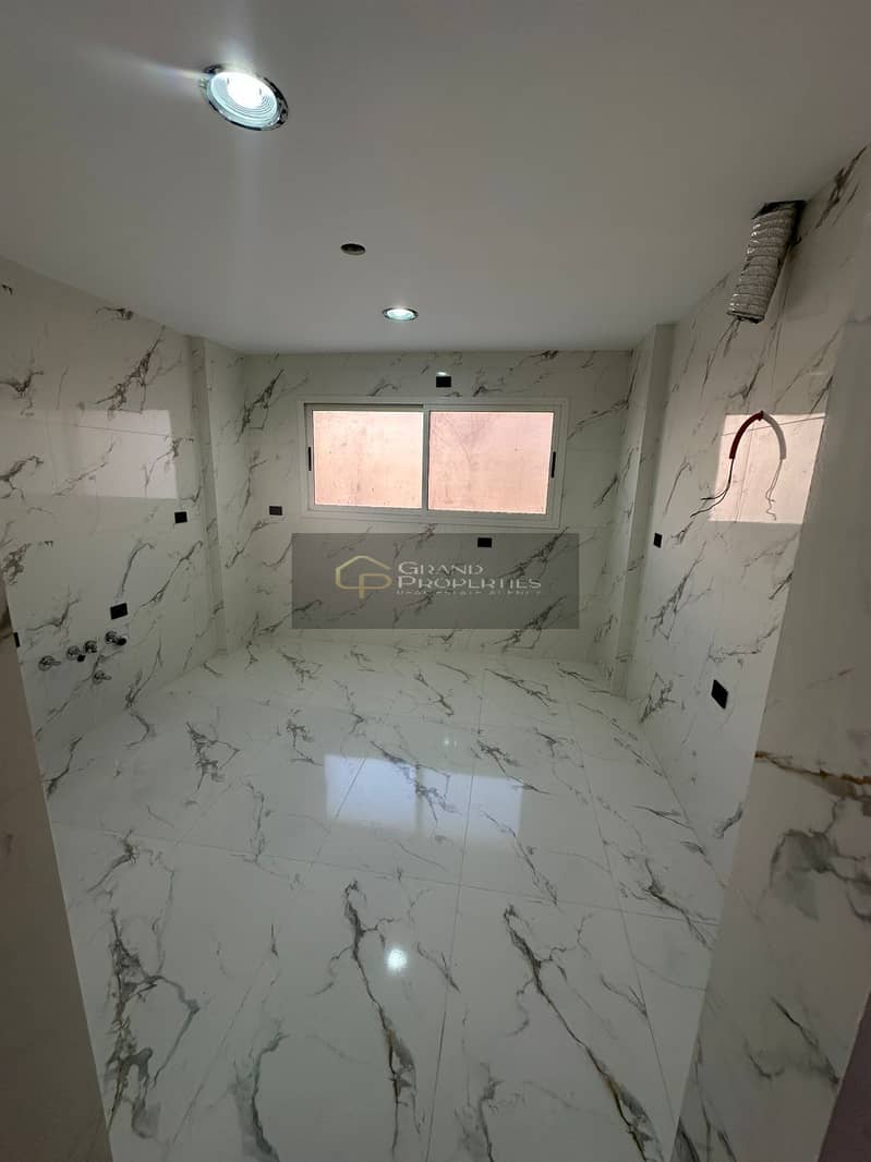 3 3ccd79ed-0a2f-4f81-839e-9d8b2212e6f8. jpg