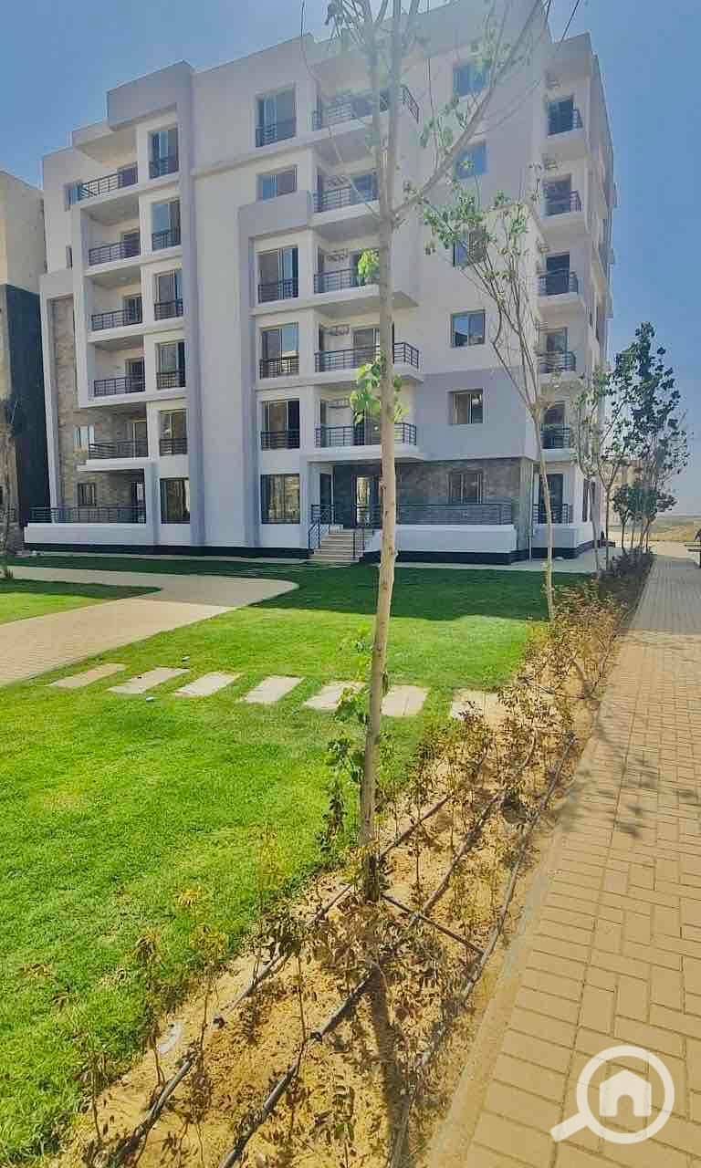 8 5cfdb893-5521-4a7c-9a21-3527b99a9a69. jpg