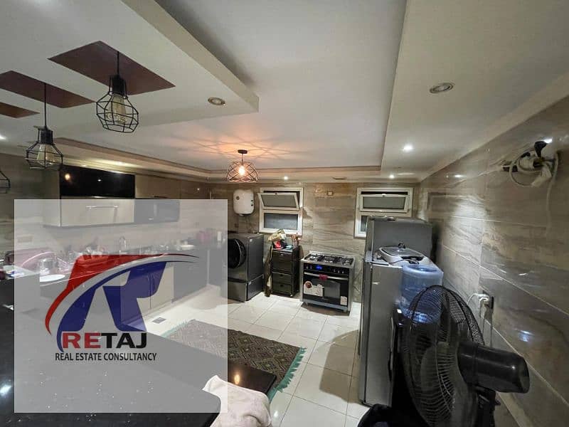 10 9bfd27af-f981-4e64-85f8-64c92b0cf80e. jpg