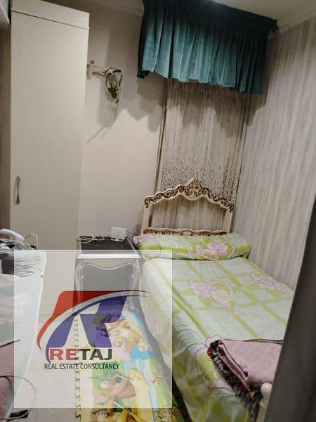 12 aec3e8ae-a1f5-4eb6-b208-bac64e658aaf. jpg