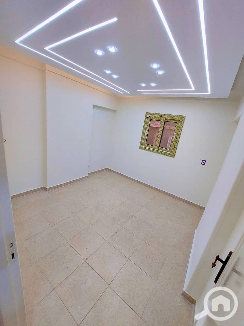 4 601010363_25562015483415535_1429008817053651649_n. jpg