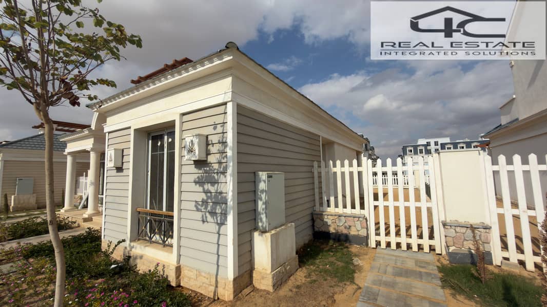 4 2025_12_16_12_57_IMG_1079. JPG