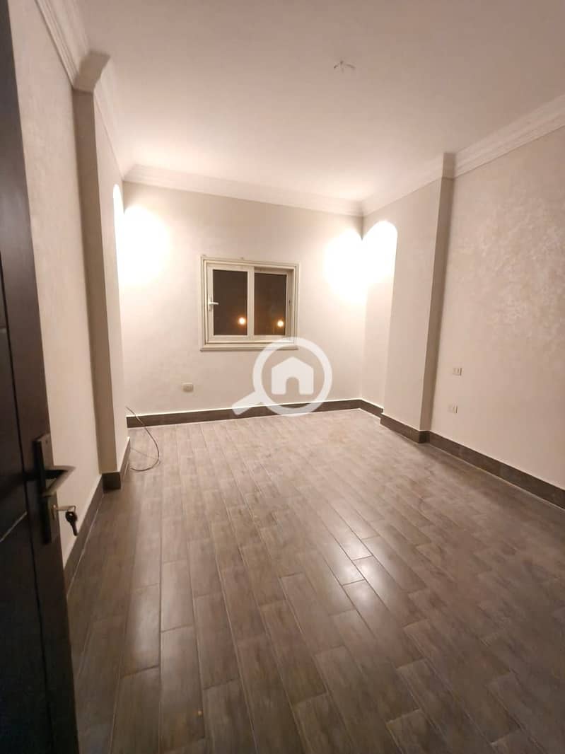 4 motion_photo_8648112918454352641. jpg