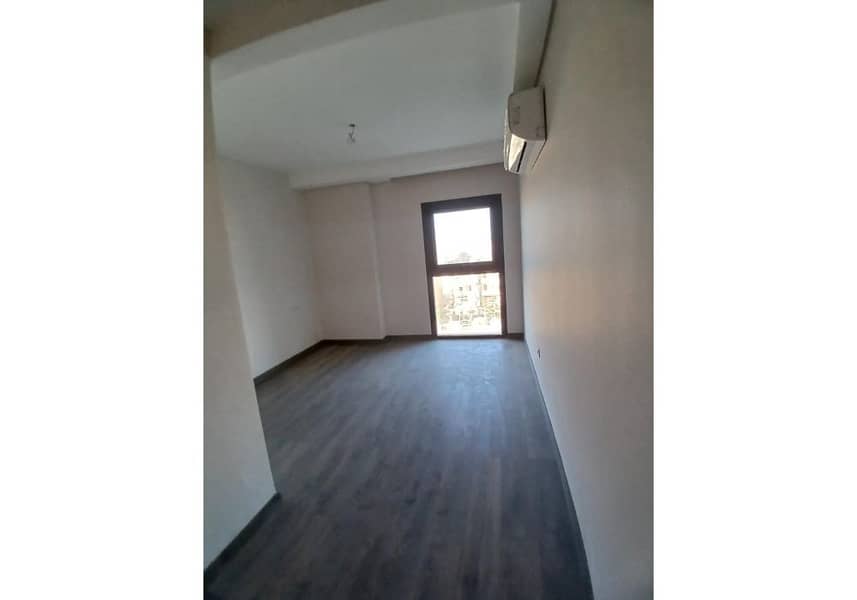 7 WhatsApp Image 2025-05-22 at 17.07. 59. jpg