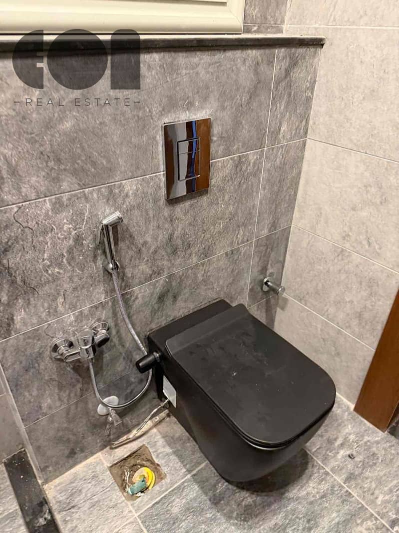 4 e7ddbd8b-0354-44e2-bd9f-bea72d64049d. jpg