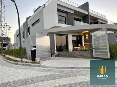 توين هاوس 4 غرف نوم للبيع في مدينة الشروق، القاهرة - FB_IMG_1766521151400. jpg