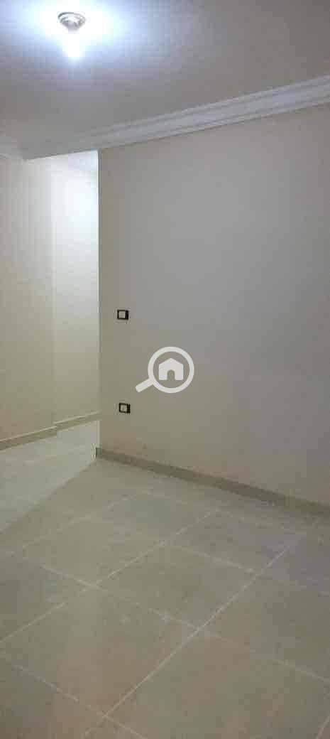 2 ce613ce7-7cd8-49c7-a866-4585d14b51bf. jpg