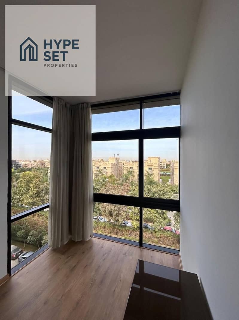 8 5102ca59-31a7-42f5-b6cd-7e17a49c1826. jpg