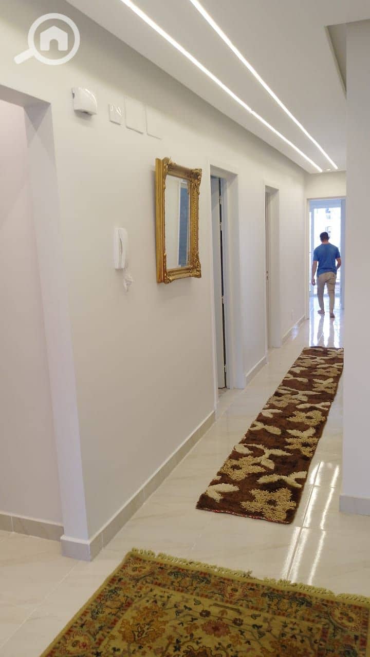 5 WhatsApp Image 2025-12-22 at 17.41. 13 (2). jpeg