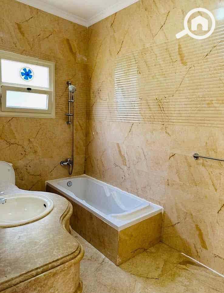 11 37a5ced3-c61a-4d42-8612-1ccca0473256. jpg