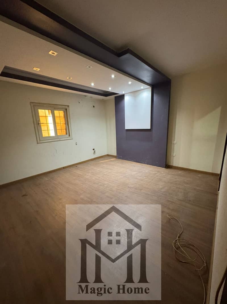 4 4c5906c7-08ef-4674-b105-41d374115ffc. jpg