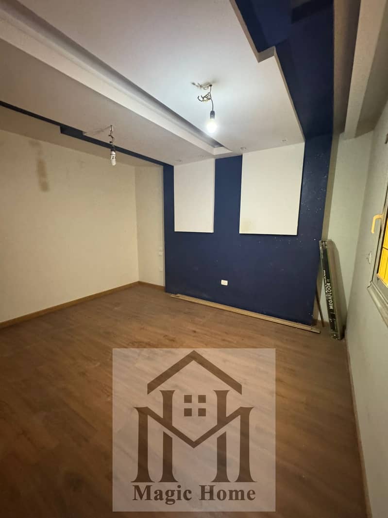 5 8cdadc8e-1e5d-4abc-8435-b1e6ab39b439. jpg