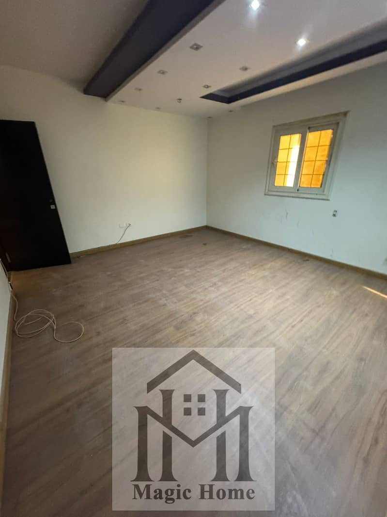 8 f57b9a42-275d-4b1d-a60a-63c09c1309c8. jpg