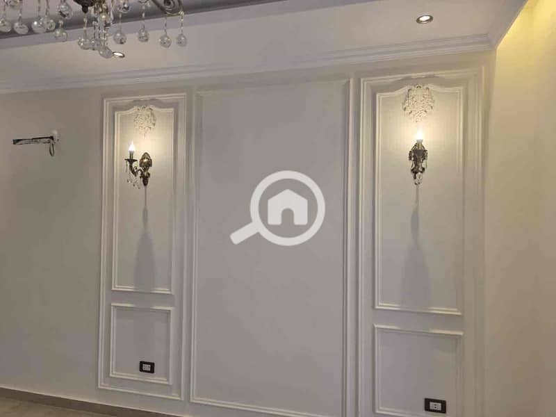 2 7c86def1-31d4-44b5-9ef5-74c0c8d3ac2b. jpg