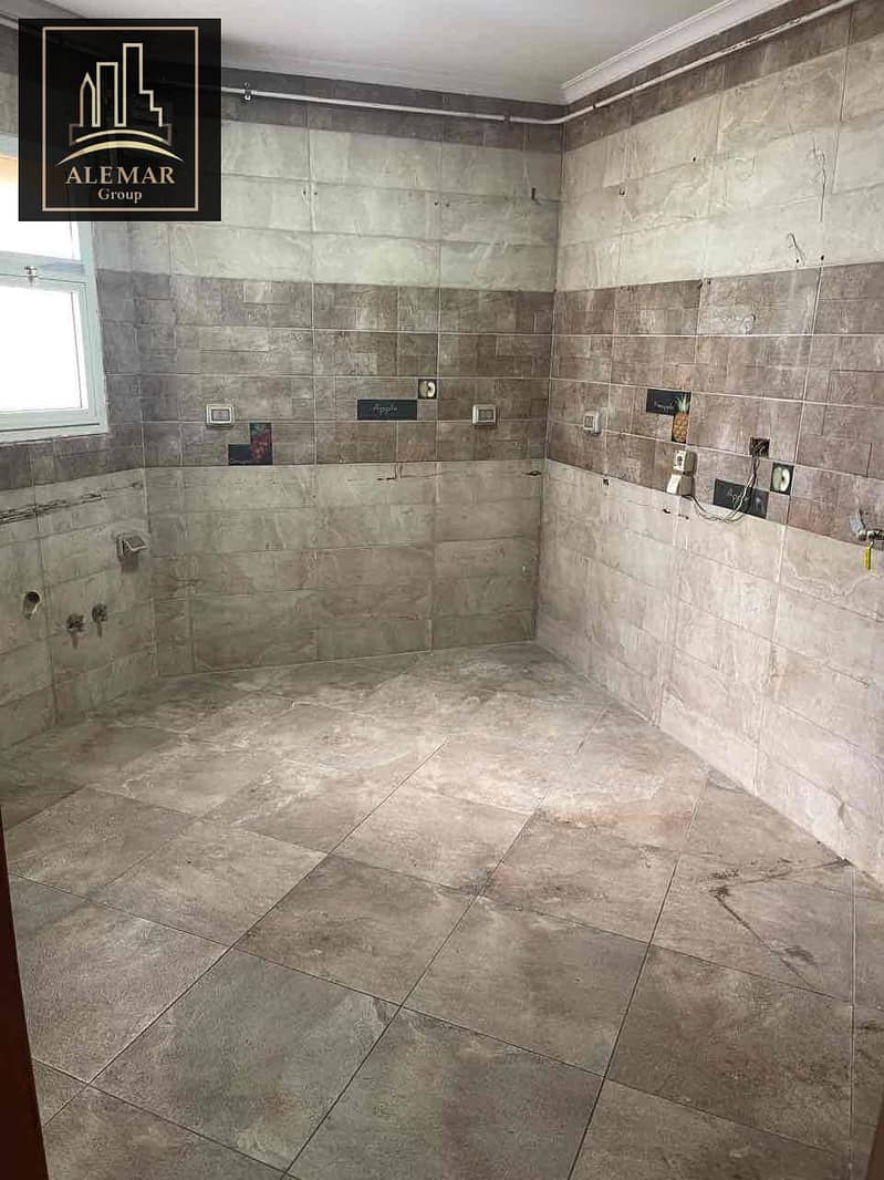 2 6c98a584-50ca-4048-b1db-c5ef29b87abc. jpg