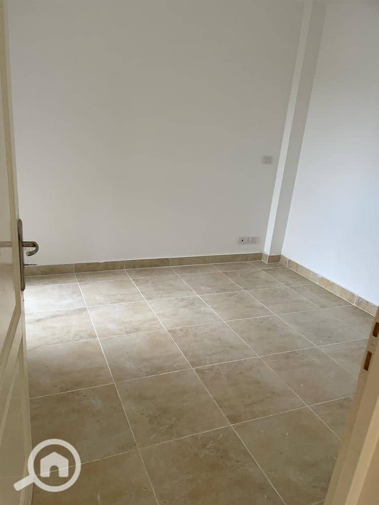 2 0a0f05be-7754-4861-b870-89357355d4f5. jpg