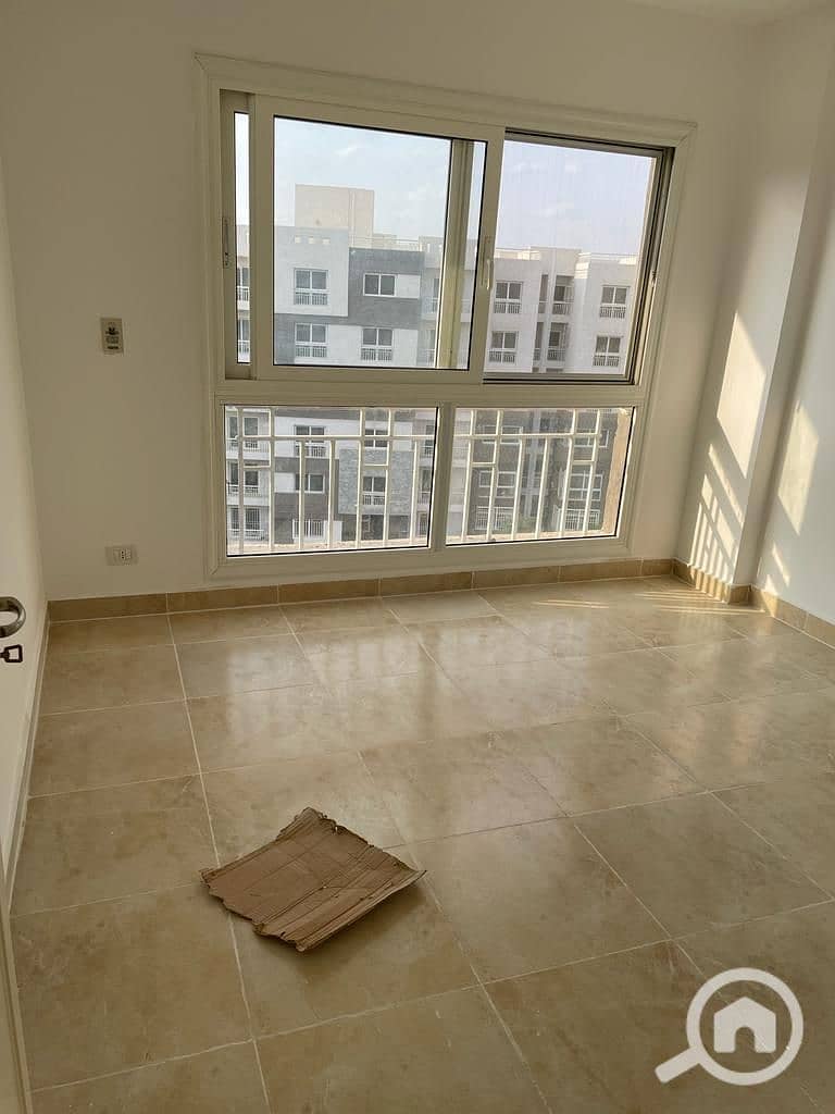 5 65c099b8-27b0-41c0-b8be-a1381c1f3490. jpg