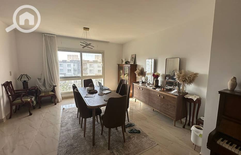 4 9913e59a-8916-4474-ac74-65bd2a61abf1. jpg