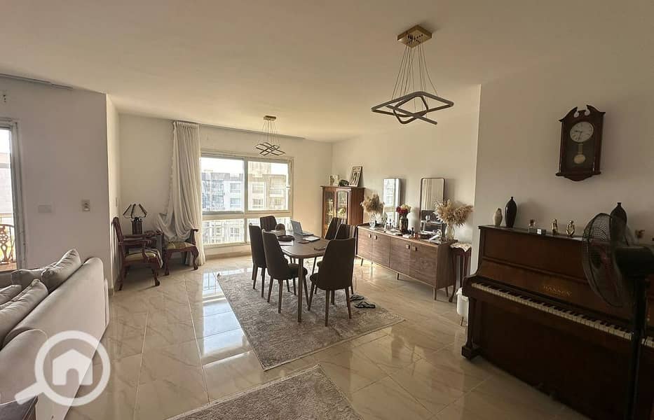 5 a9711ca9-434a-4176-a3c4-2f9921e114bc. jpg