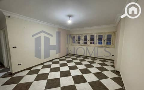 فلیٹ 3 غرف نوم للايجار في سموحة، الإسكندرية - 1. jpg