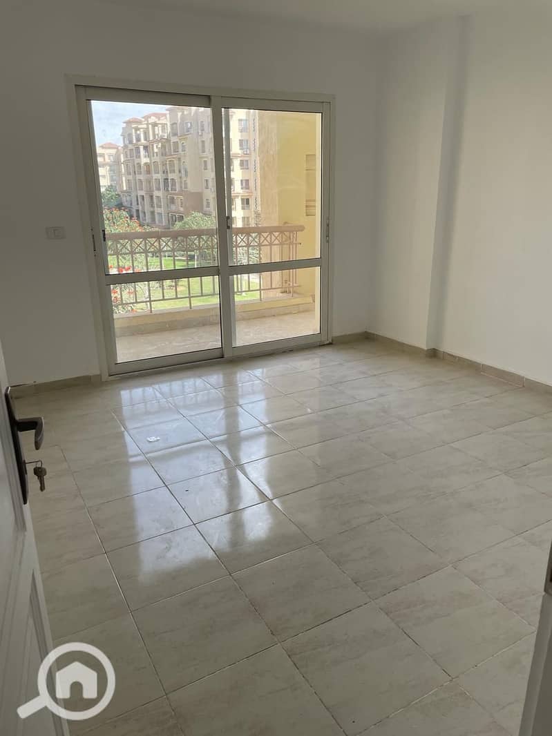 5 048983d6-d919-4f44-a76f-b5fa5a70dfd2. jpg