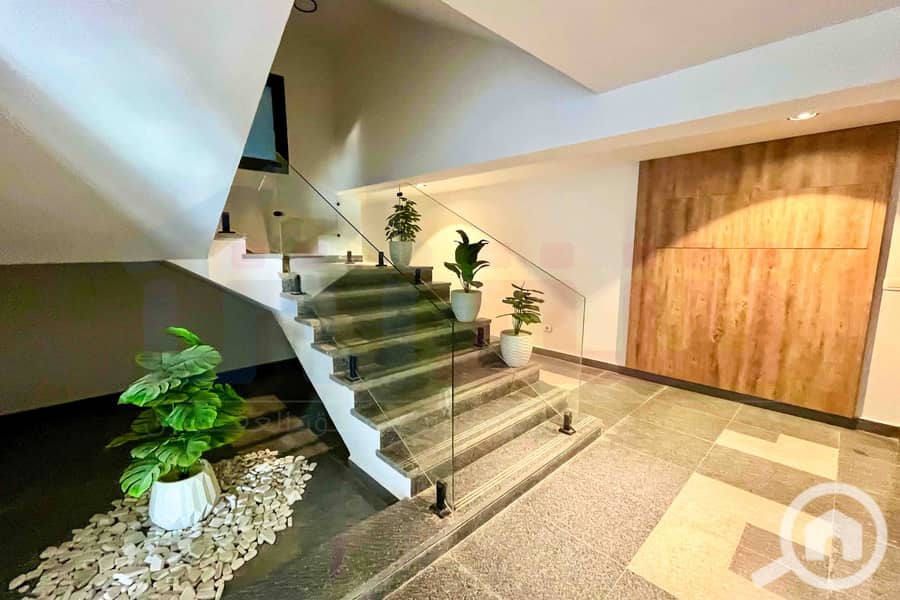 5 IMG-20251222-WA0067. jpg