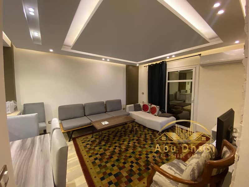 10 058fa5e3-e6d2-409a-9083-cbda4a4cad2c. jpg