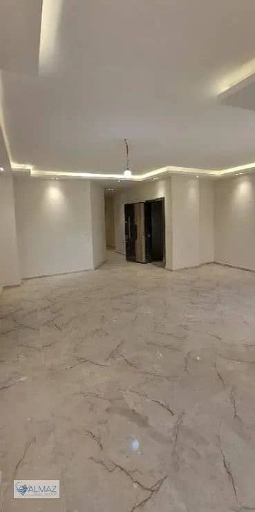 شقة 3 غرف نوم للايجار في القاهرة الجديدة، القاهرة - WhatsApp Image 2025-12-20 at 1.35. 59 PM (2). jpeg