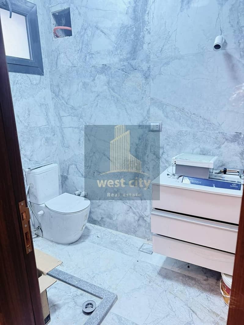 5 WhatsApp Image 2025-11-10 at 10.23. 29 PM. jpeg