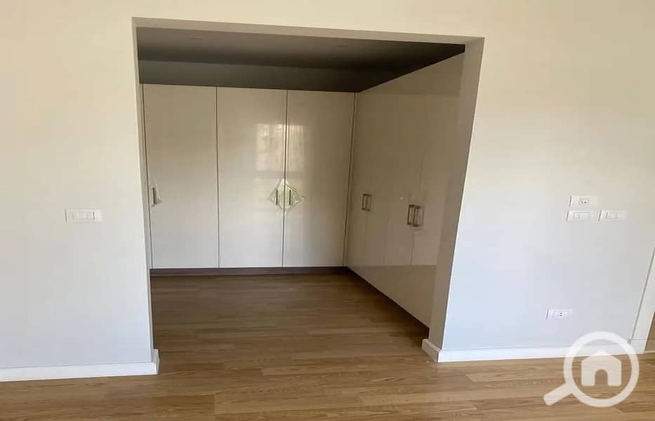 3 149022159-800x600_1400x900. jpg