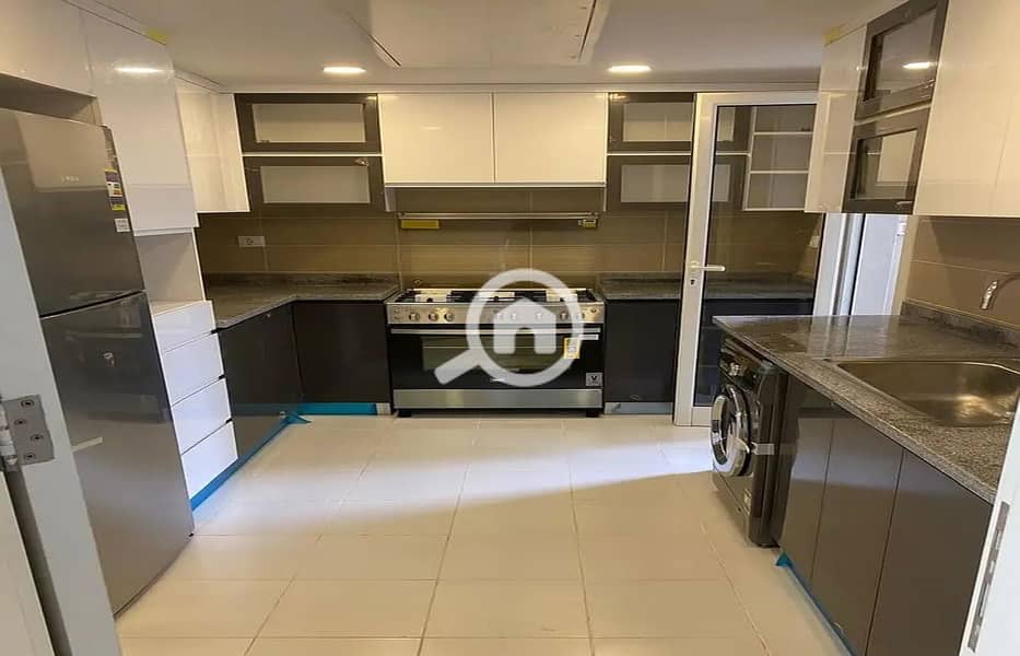 4 149022157-800x600_1400x900. jpg