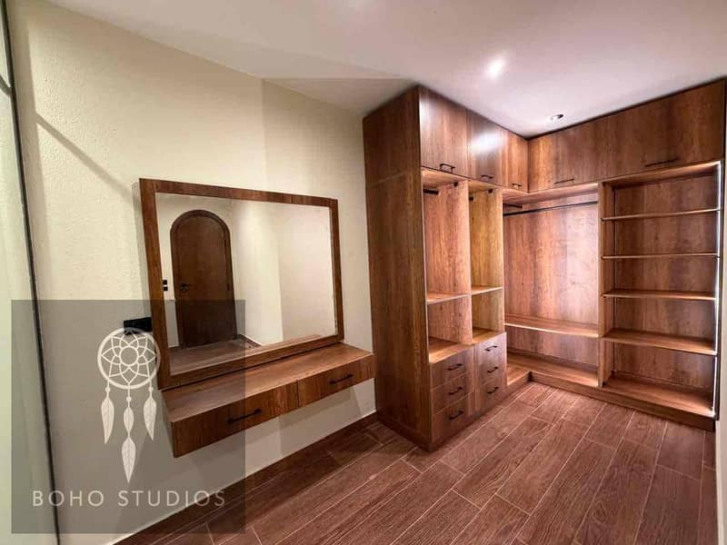 10 aa06495d-ada2-4c43-9a4e-7158f959c9f1. jpg