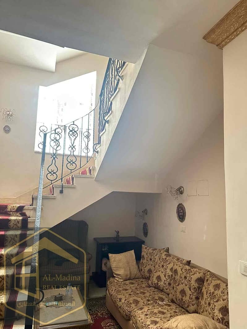 13 d12be409-ebac-4526-8906-a0fe7960cff5. jpg