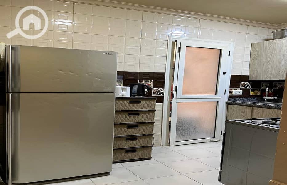 13 d132d5af-1067-43bf-a3f1-103597b7b179. jpg