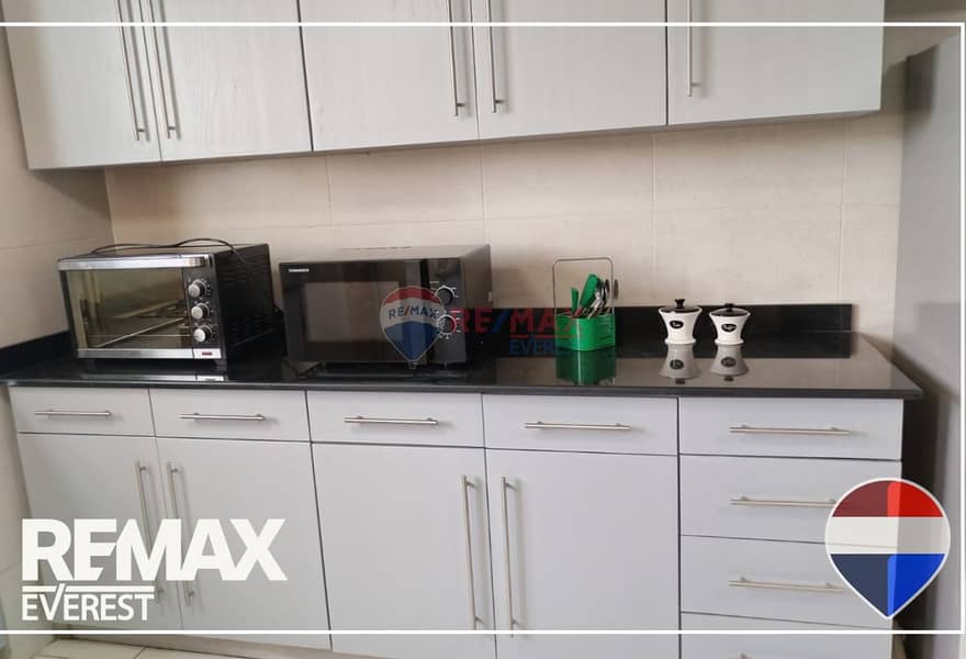 10 cf30d2f2-b56e-4d29-ac89-5edda718c5c1_original (13). jpg