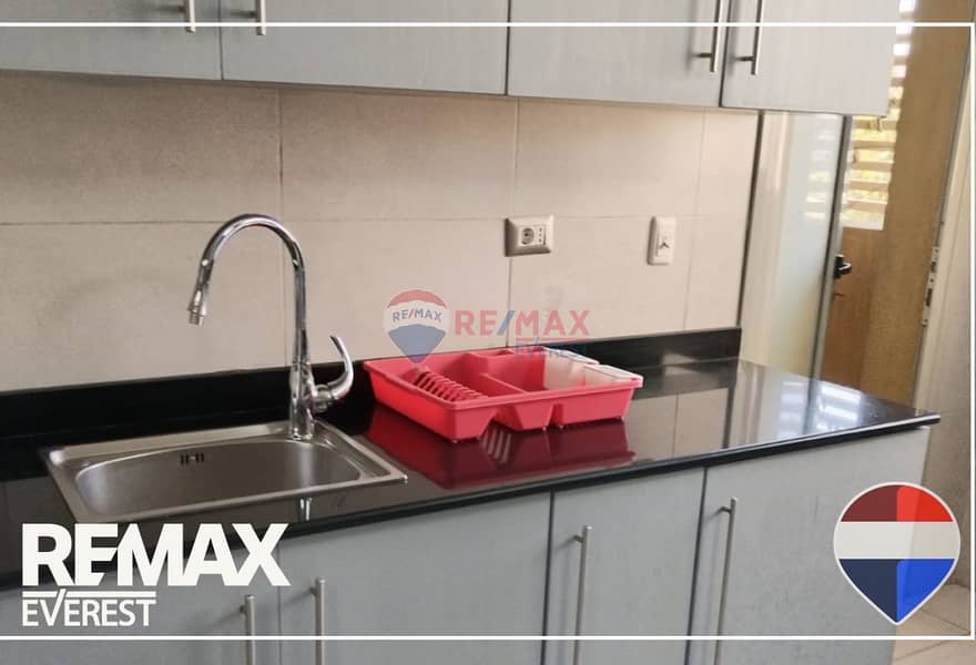 12 cf30d2f2-b56e-4d29-ac89-5edda718c5c1_original (8). jpg