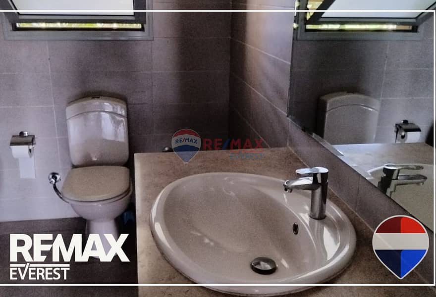 14 cf30d2f2-b56e-4d29-ac89-5edda718c5c1_original (11). jpg